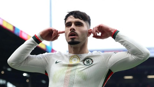 Neto vẫn nằm trong kế hoạch của Chelsea. Ảnh: Getty Images.