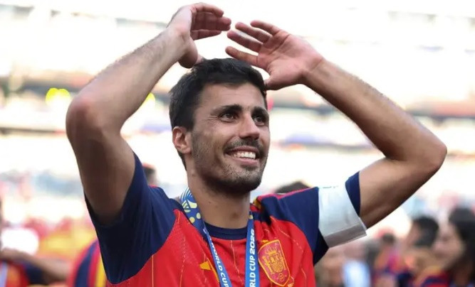 Real Madrid đang lên kế hoạch chiêu mộ Rodri