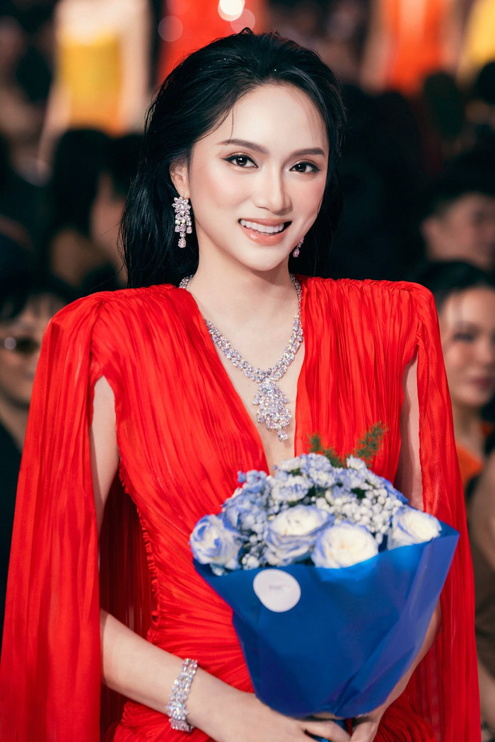Hương Giang liên tiếp đón nhận nhiều cơ hội mới