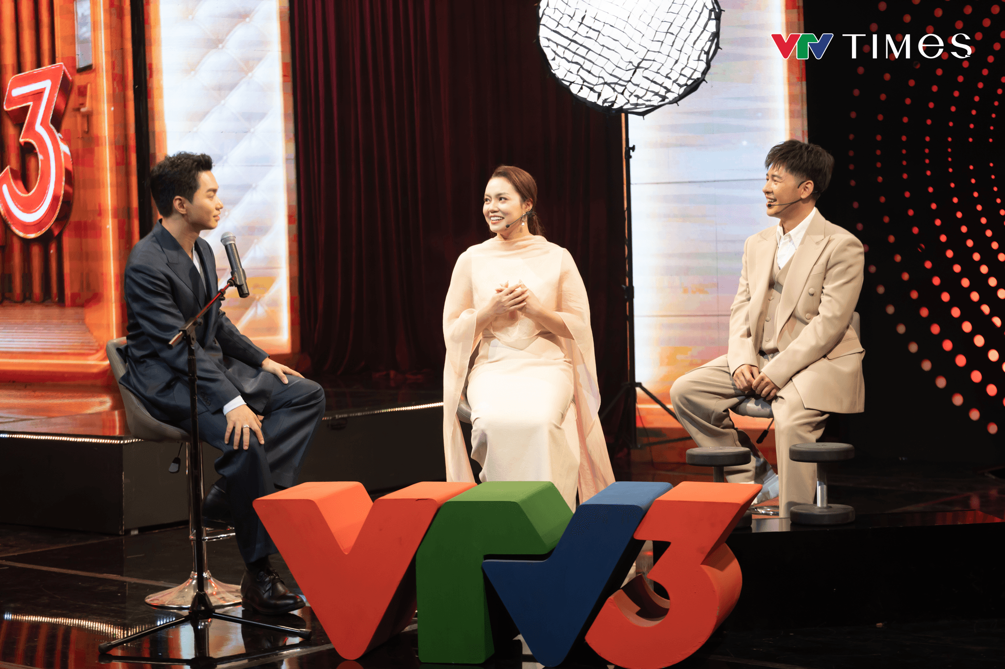Ca sĩ Ngọc Anh xuất hiện tại Studio 3
