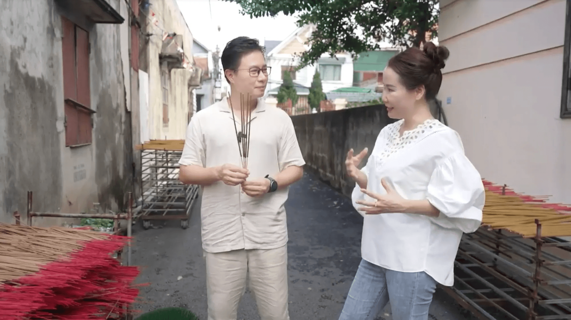 Cảnh quay trong bộ phim tài liệu nghệ thuật Thanh âm khói mới