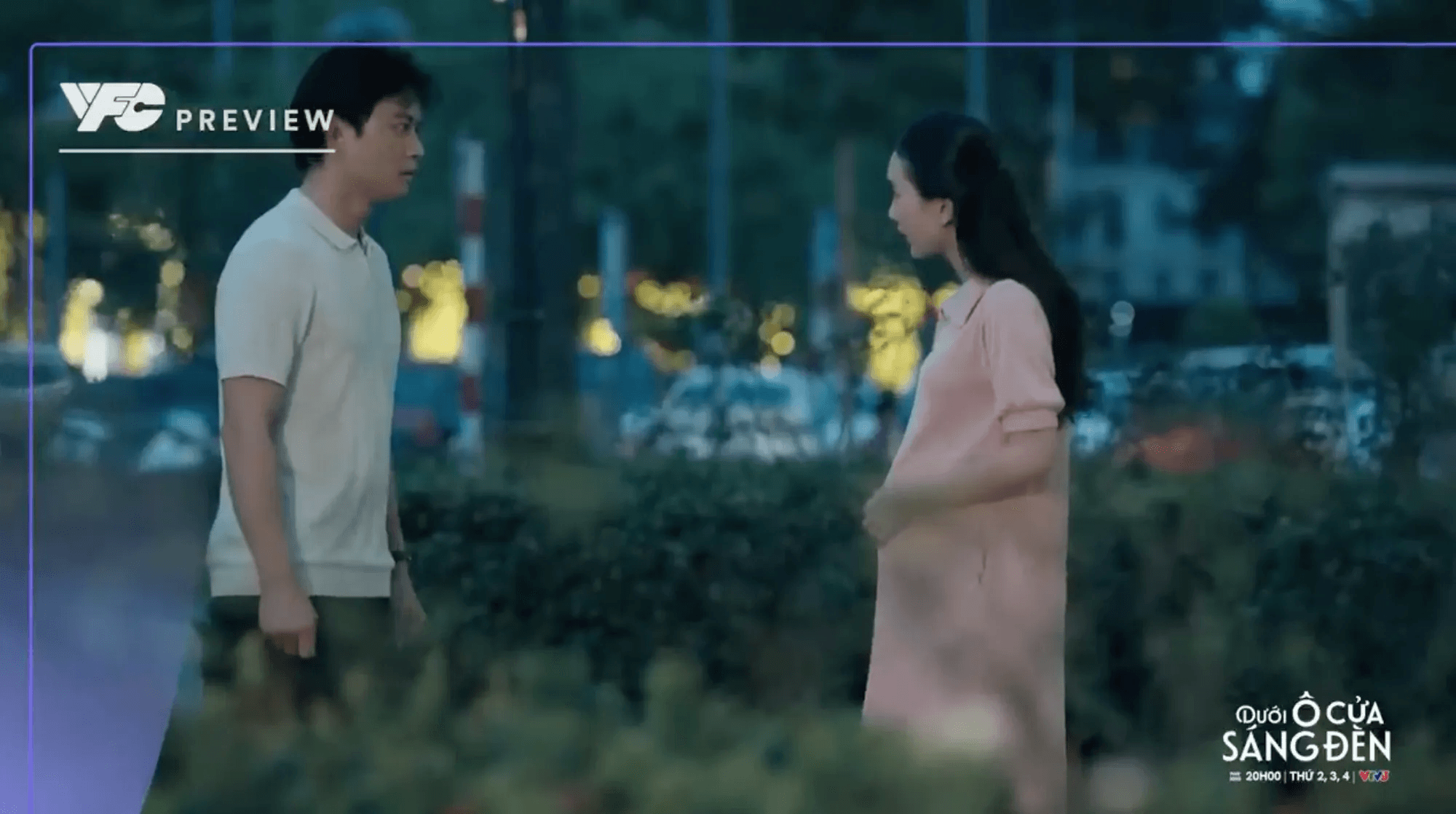 Dương xúc động gặp lại Trang trong phim Dưới ô cửa sáng đèn