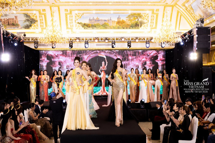 Khán giả chờ đợi phần thể hiện của các thí sinh tại chung kết Miss Grand Vietnam 2026