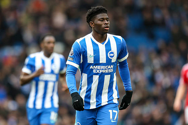 Manchester United có thể đặt cược vào Carlos Baleba