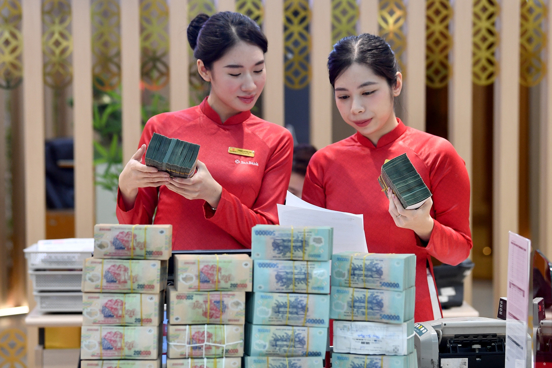 Gửi tiết kiệm ngắn hạn tại ngân hàng