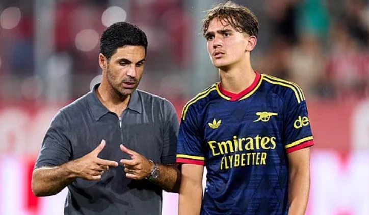 Max Dowman tỏa sáng rực rỡ trong màu áo Arsenal