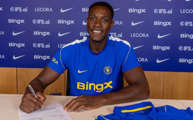 Welbeck đã chính thức gia nhập Chelsea