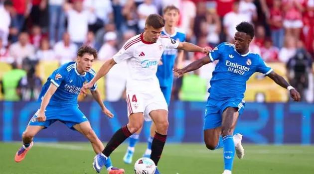 Vinicius Junior rơi vào tầm ngắm của Arsenal trong kỳ chuyển nhượng