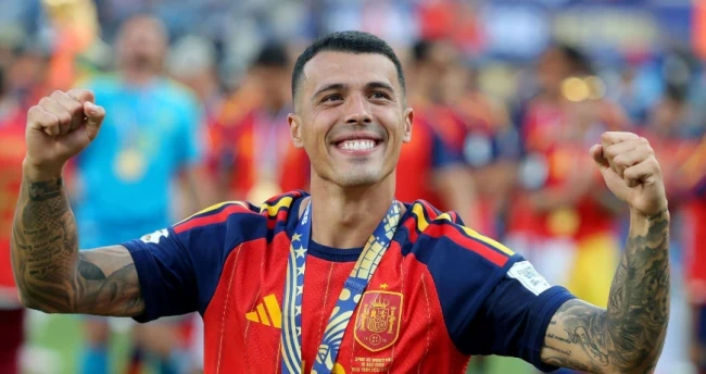 Pedro Porro gây ấn tượng ở World Cup.