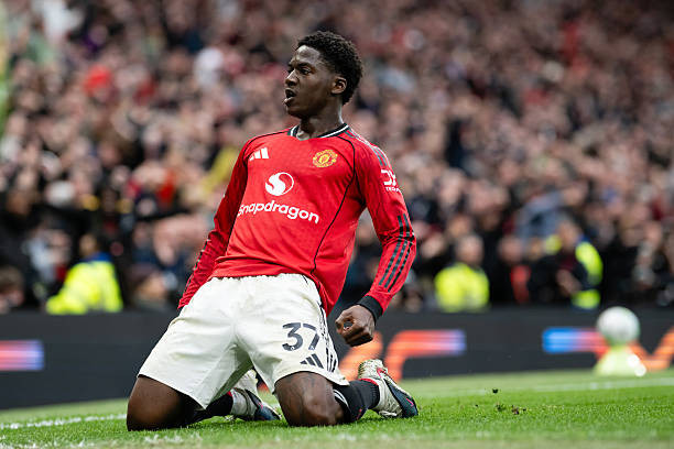 Mainoo có thể trở thành số 6 mới của Man Utd. Ảnh: Getty Images.