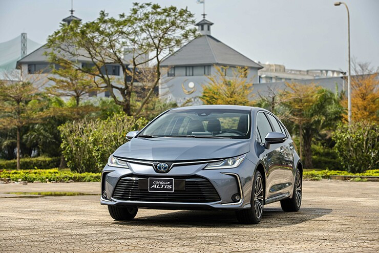 Toyota Corolla Altis có mức giá lăn bánh tùy thuộc theo từng địa phương