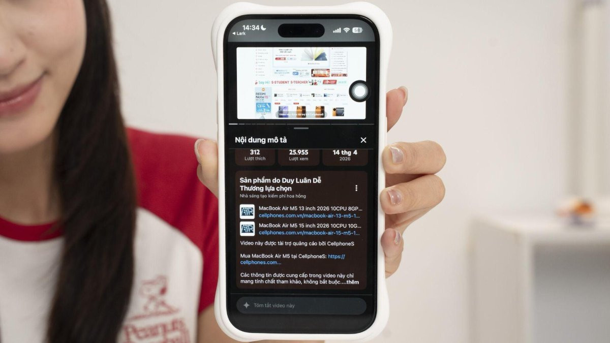 Người xem có thể mua sắm sản phẩm CellphoneS chính hãng ngay trên kênh YouTube của chủ kênh nhà sáng tạo nội dung