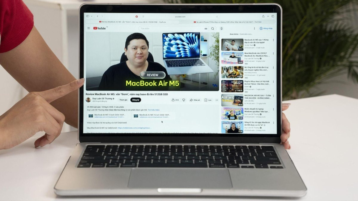 Nhà sáng tạo nội dung gắn liên kết sản phẩm trực tiếp trong video
