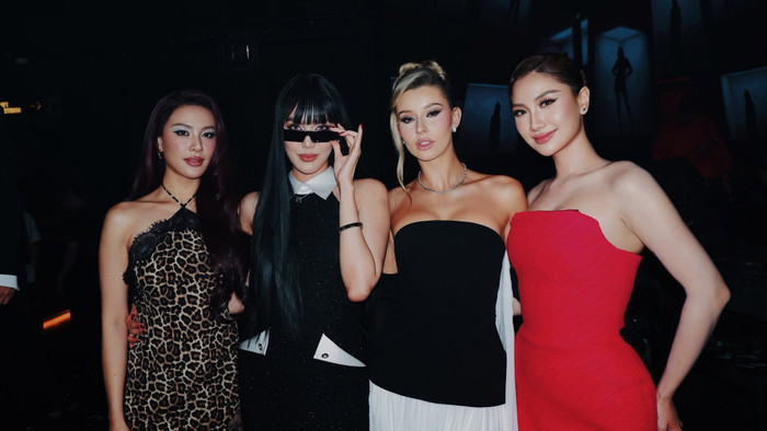 Phương Linh thể hiện sự hoà đồng mỗi khi gặp gỡ các sao nữ trong giới showbiz. Ảnh: FBNV