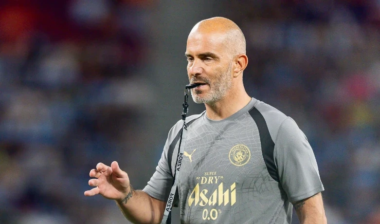 Maresca bắt đầu áp đặt triết lý lên Man City.