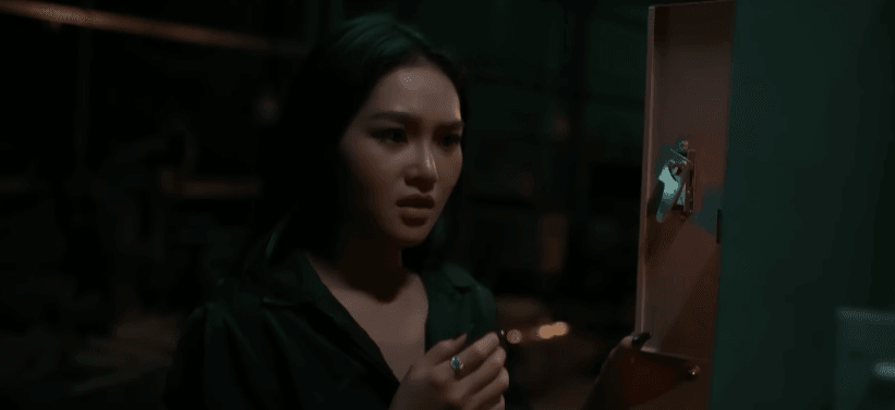 Sương phát hiện phương án B nguy hiểm của Trường nổ