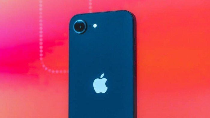 iPhone 16e sở hữu chip A18 và cổng USB-C tiện lợi