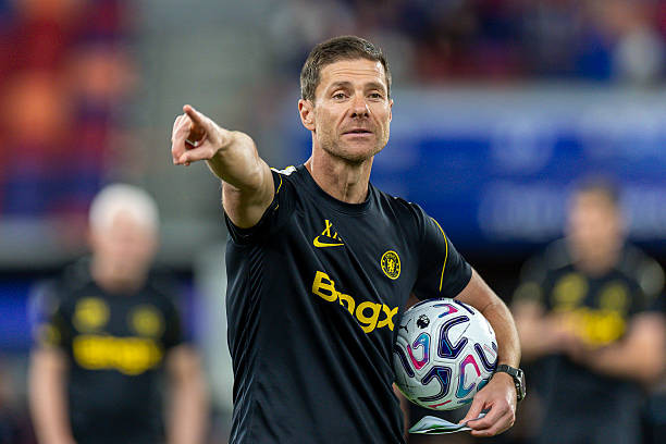 HLV Xabi Alonso nhận được nhiều sự kỳ vọng tại Chelsea.