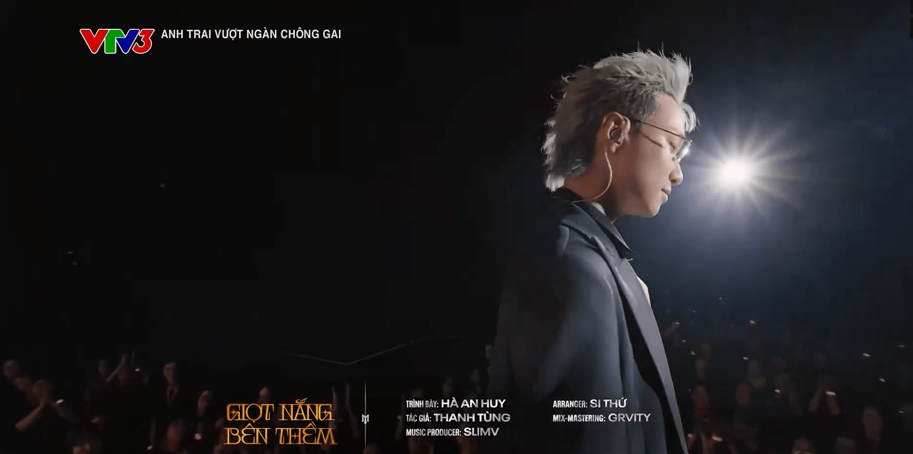 Hà An Huy trình diễn ca khúc Giọt nắng bên thềm