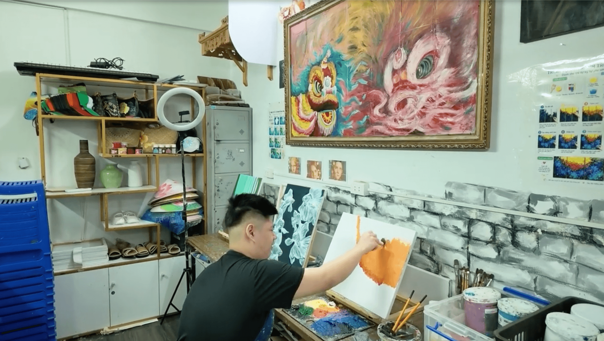 Chuyện nhà thời nay: Hành trình của người mẹ đã học cách bước vào thế giới của con- Ảnh 1.
