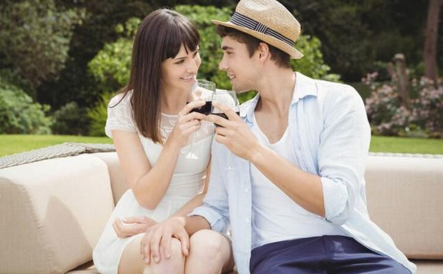 Trong tình yêu, Thiên Bình mong muốn nhận được sự ngọt ngào. Ảnh minh họa