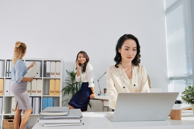 Bọ Cạp có ranh giới cá nhân rõ ràng và sẽ chủ động giữ khoảng cách nếu niềm tin bị tổn thương.