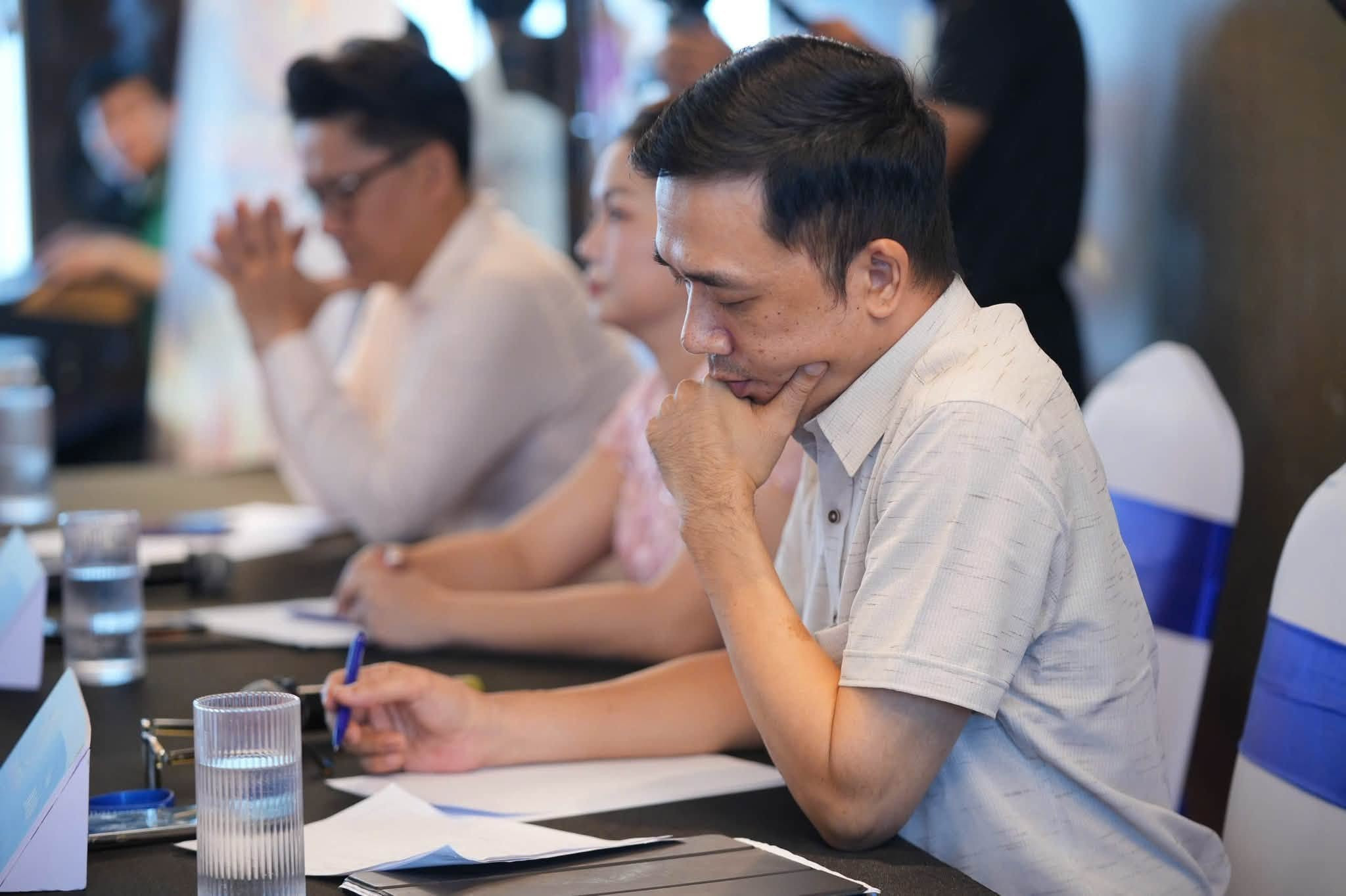 Thí sinh thể hiện phần thi tại vòng Tuyển chọn khu vực phía Bắc Giải Sao Mai 2026
