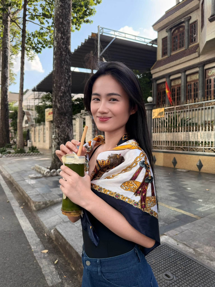 Khán giả mong chờ Ý Nhi chia sẻ thêm về cuộc sống ở Úc khi du học.