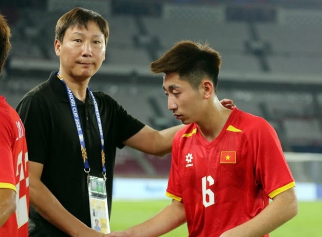 HLV Kim Sang Sik dường như đã tìm ra bộ khung cho tuyển Việt Nam. Ảnh: VFF.