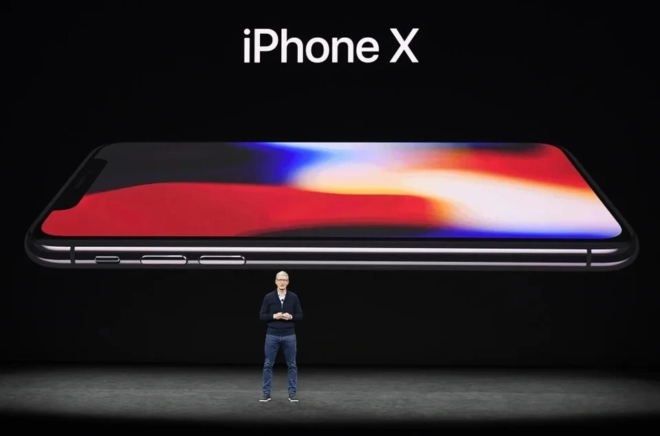 iPhone X ra mắt năm 2017 kỷ niệm 10 năm iPhone