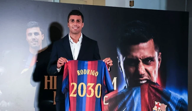 Rodri là bản hợp đồng bom tấn của Barcelona trong kỳ chuyển nhượng mùa hè.