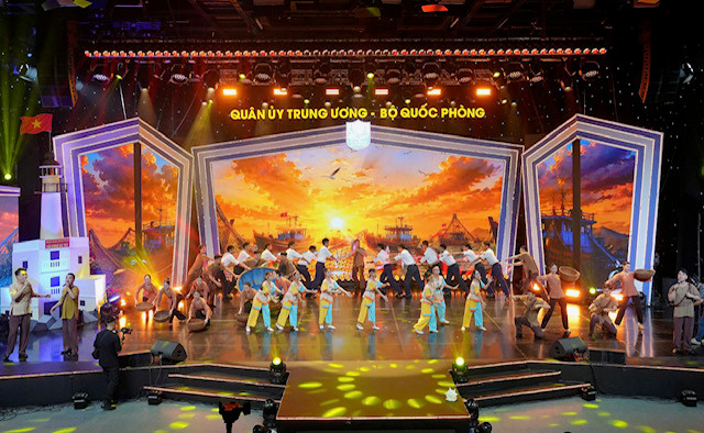 Tổng duyệt Gala Cuộc thi Em yêu biển, đảo quê hương