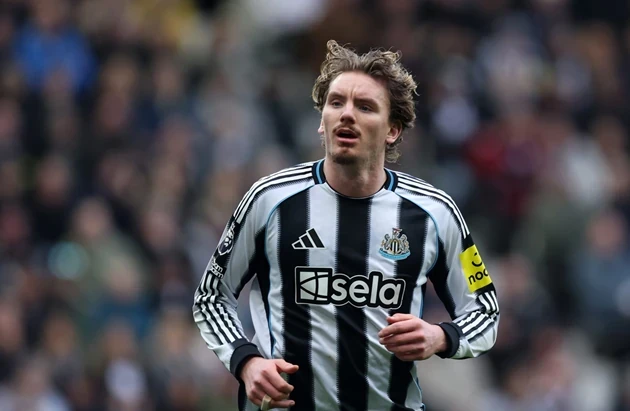 Newcastle United đối mặt với mùa giải 2026/27 đầy thử thách