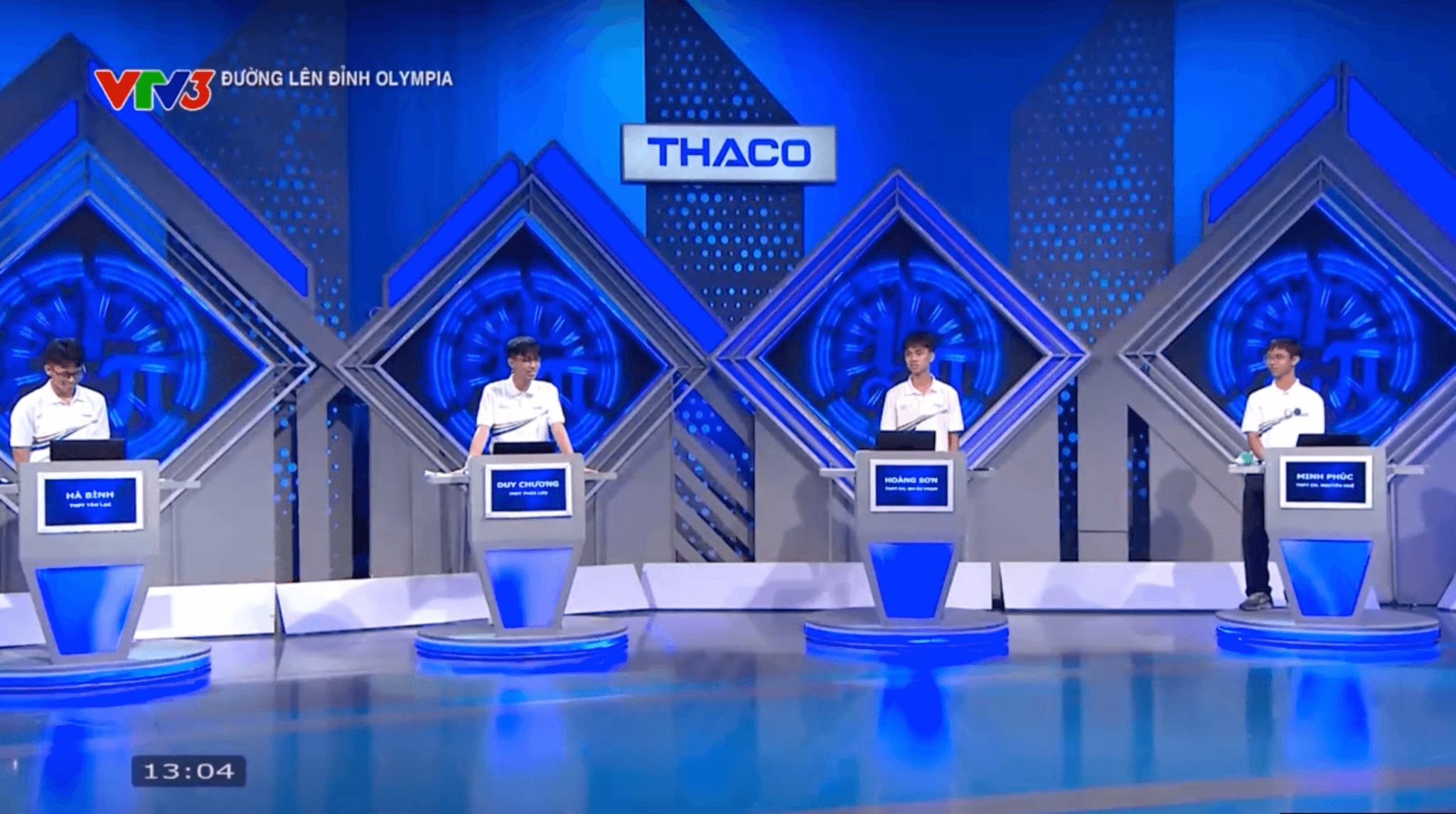 Bốn thí sinh tranh tài tại cuộc thi tháng 1 quý IV Đường lên đỉnh Olympia