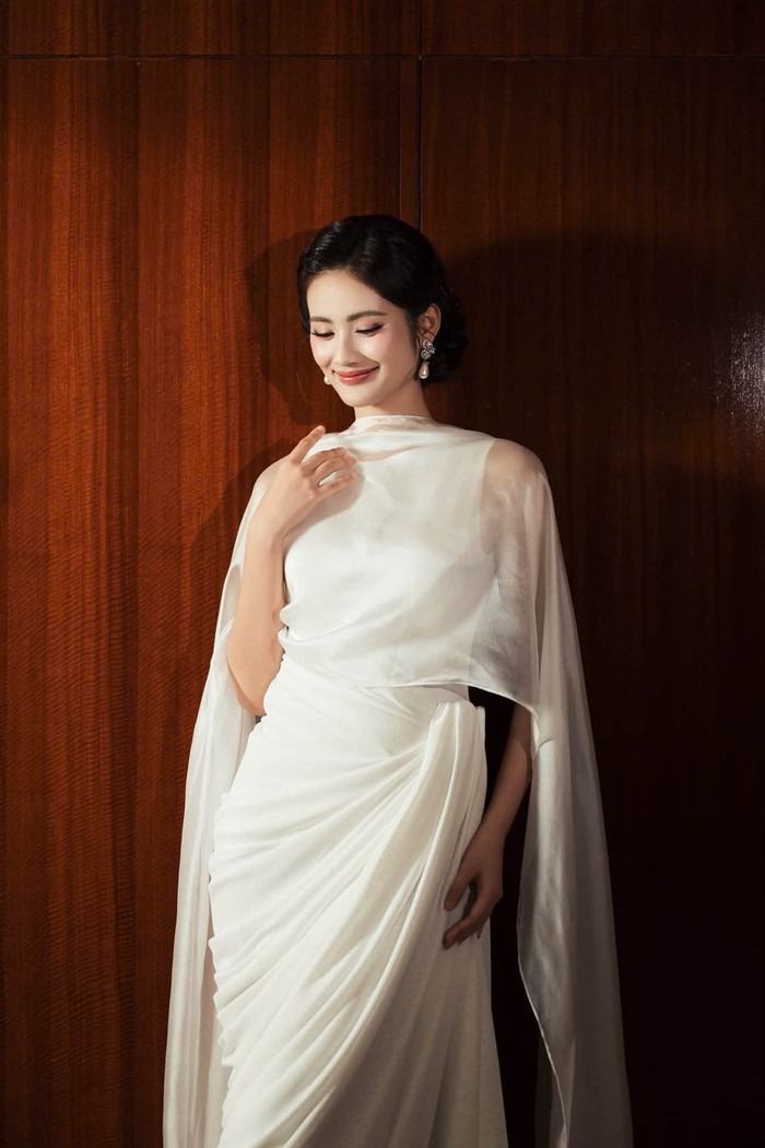 Ý Nhi lọt Top 40 Miss World.