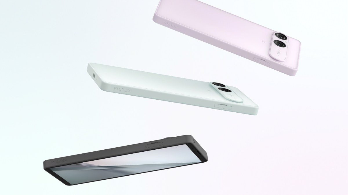 Xperia 10 VIII có khe cắm thẻ nhớ microSD
