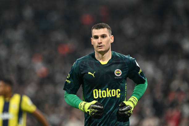 Dominik Livakovic chuẩn bị gia nhập Barcelona với bản hợp đồng dài hạn