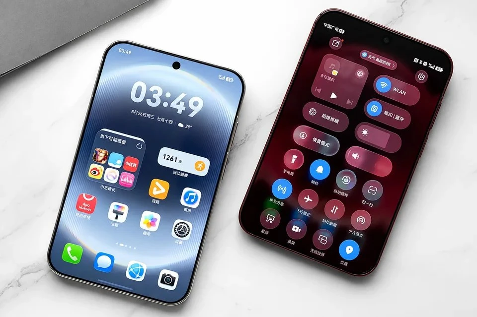 Thiết kế rộng ngang của Huawei Pura X View mang đến trải nghiệm sử dụng khác lạ