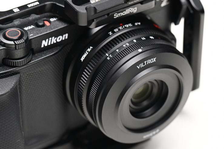 Chi tiết ống kính Viltrox AF 26mm F2.8 EVO