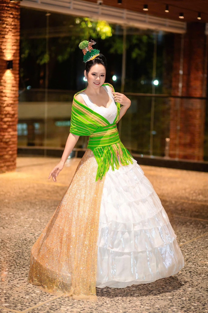 Phượng Zenana mong muốn đào tạo ra thế hệ người mẫu có chuyên môn, đạo đức nghề nghiệp tốt.