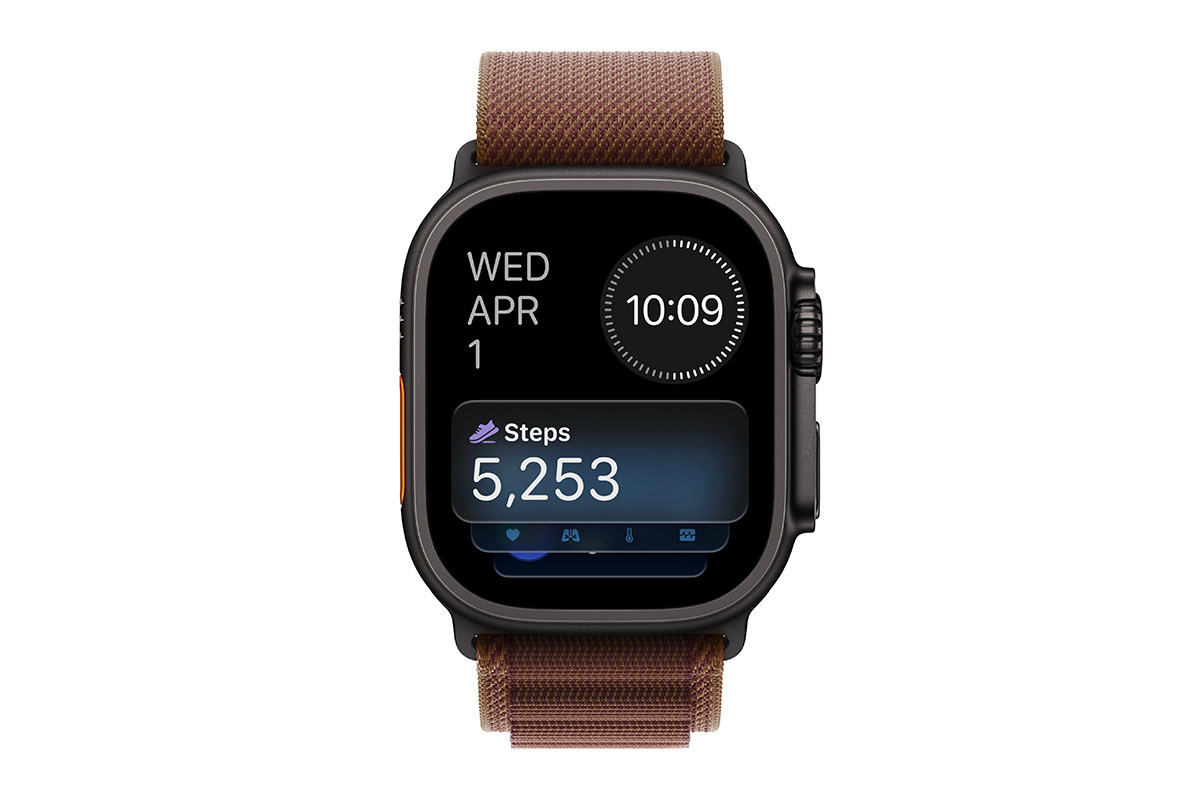 Apple Watch Ultra 4 hiển thị số bước chân của người dùng.
