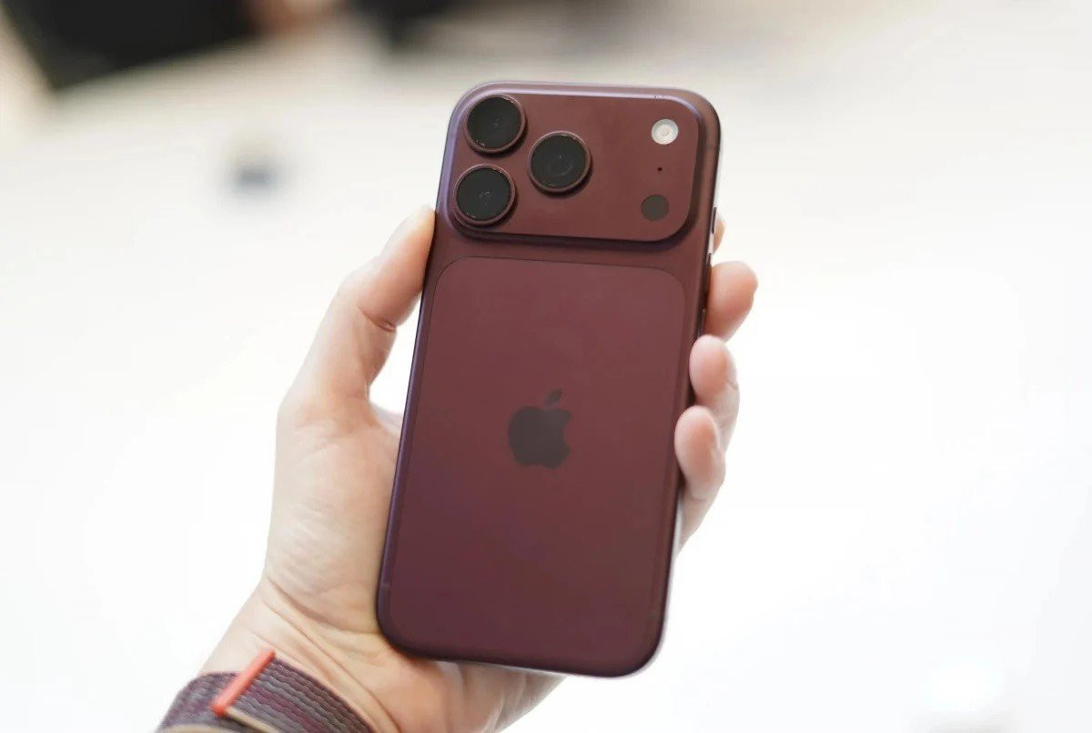 14-1789368135-iphone-18-pro-max-ban-thi-truong-my-lo-diem-khac-biet-bat-ngo-ve-linh-kien-mang