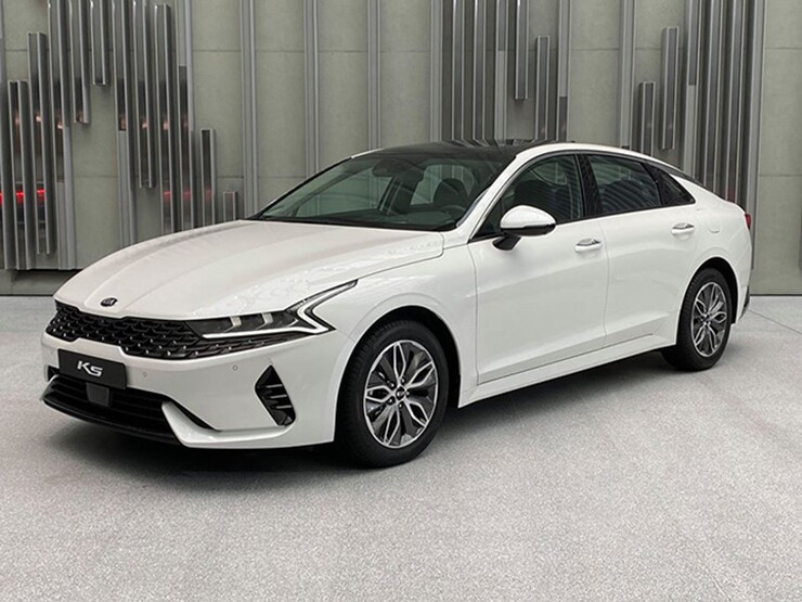 Bảng giá và ngoại hình tổng thể KIA K5