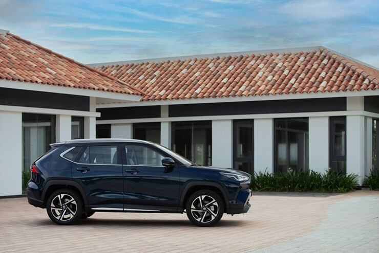 Ngoại hình Toyota Yaris Cross mang phong cách SUV hiện đại