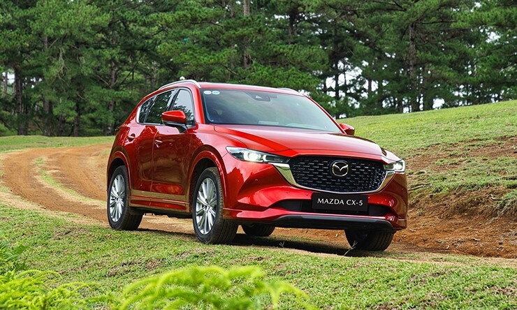 Mazda CX-5 trang bị đầy đủ công nghệ vận hành