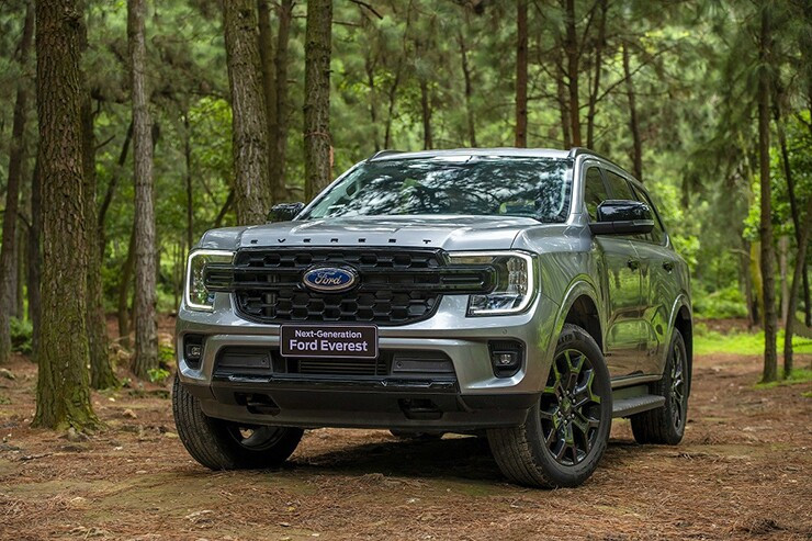 Ford Everest sở hữu nhiều phiên bản đa dạng đáp ứng nhu cầu khách hàng