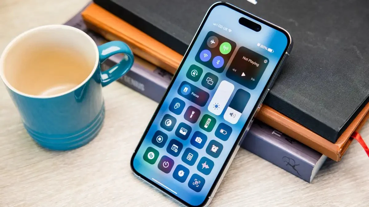iPhone 14 Pro Max cũ với thiết kế màn hình Dynamic Island
