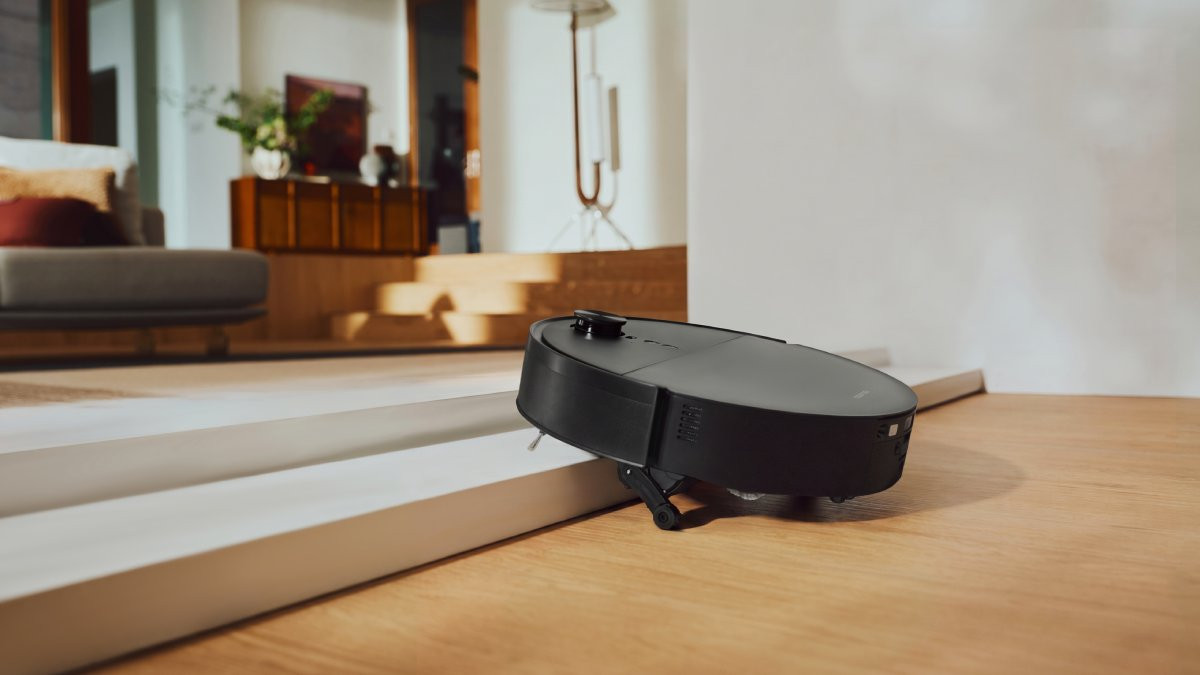 Robot hút bụi lau nhà Roborock Saros 20 Flow