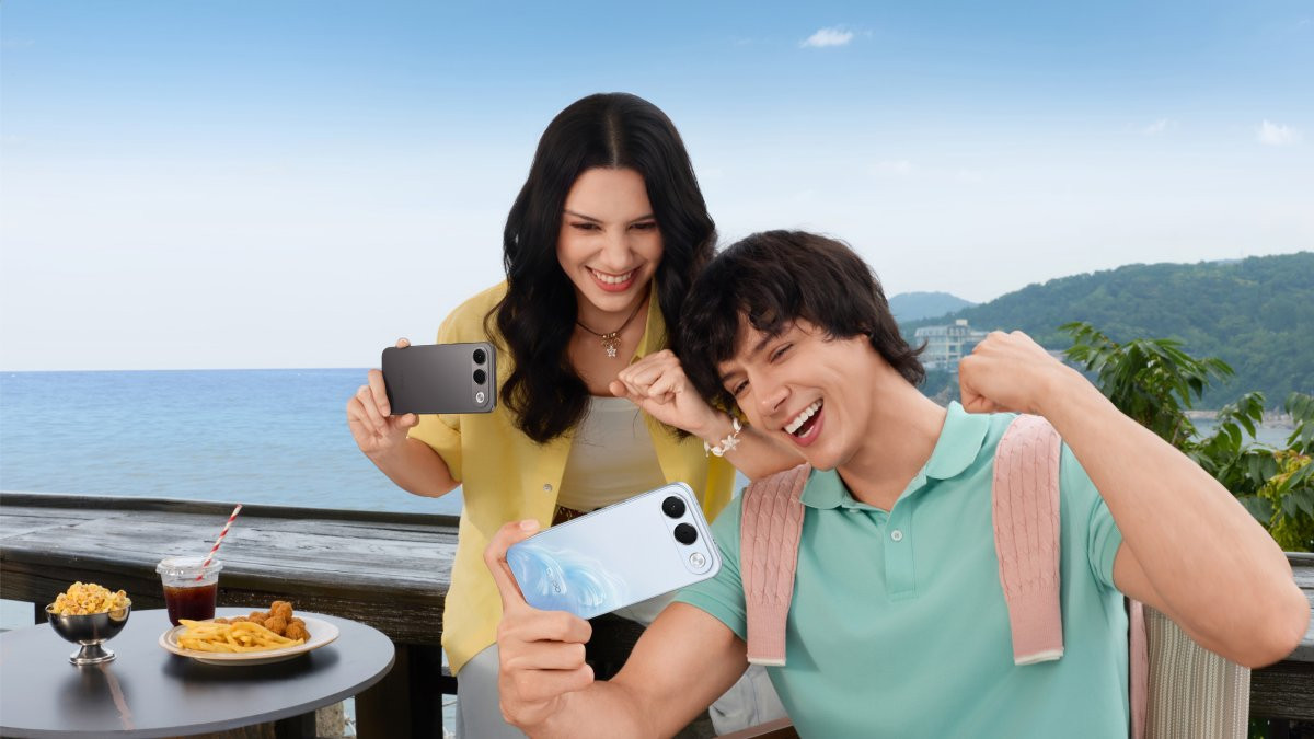 Mặt lưng và thiết kế hoàn thiện của OPPO A7 Pro 5G