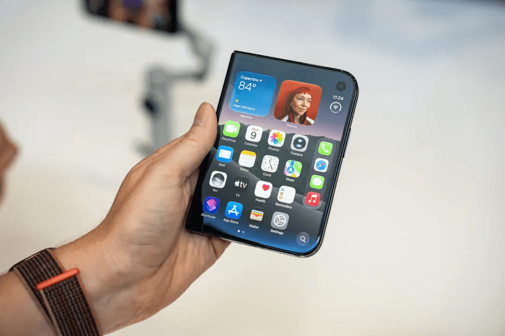 iPhone Duo sẽ lên kệ từ 8h sáng 23/10